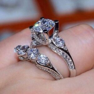 Wedding ladies zircon ring
