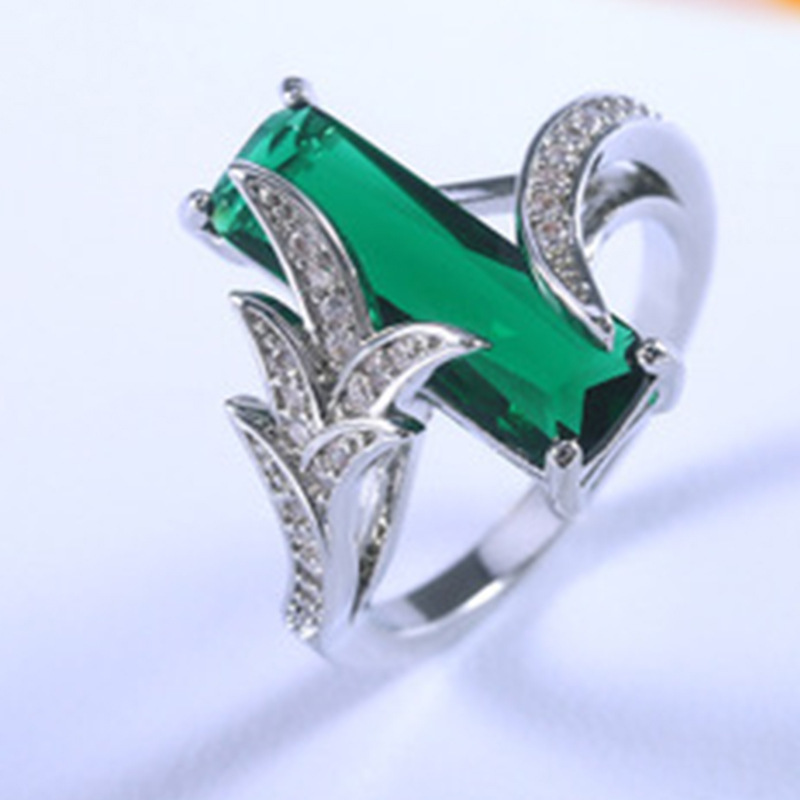 European and American Emerald Topaz Diamond Ring - Image 2